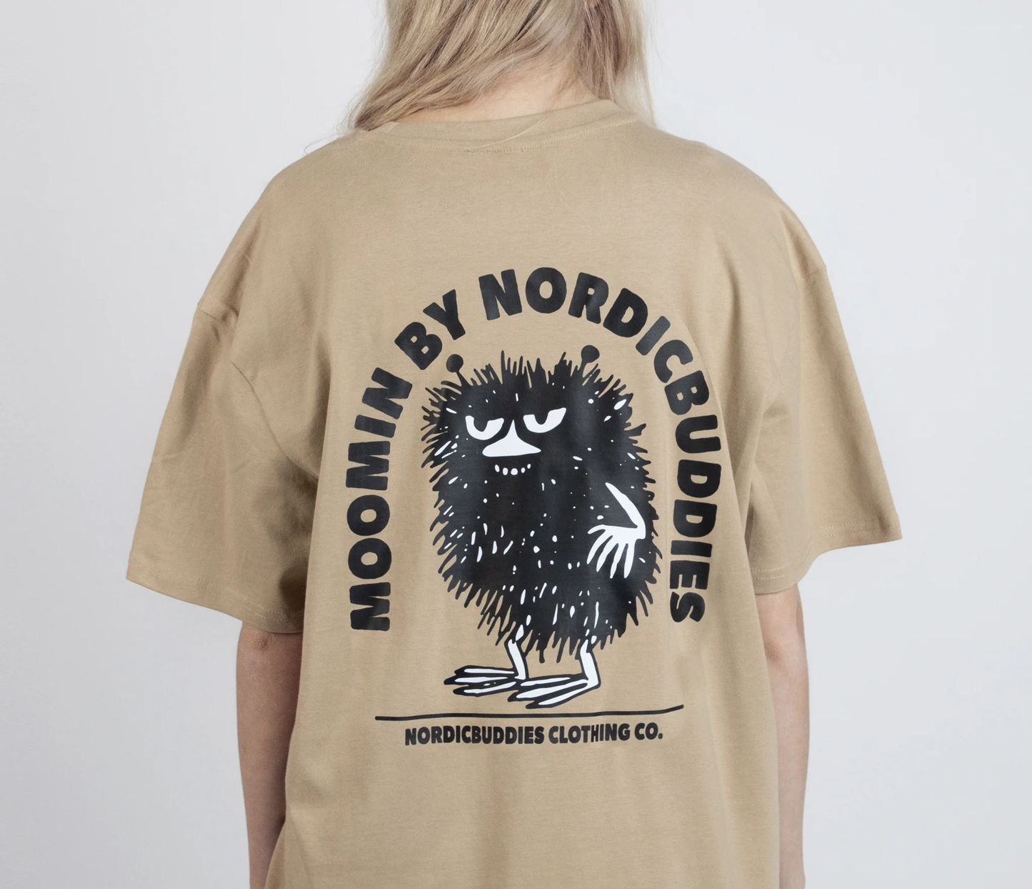 Stinky Plotting T-krekls Unisex - Bēšs