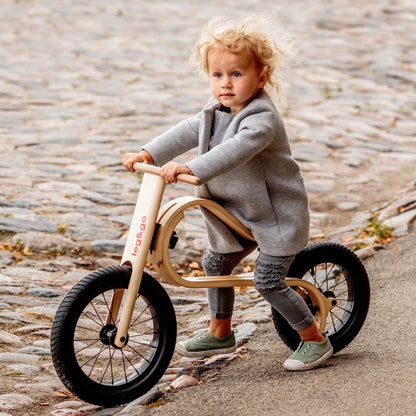 leg&go 3-in-1 koka velosipēds – priekšējais skats, bērza koka rāmis