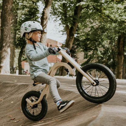 leg&go rāmis transformēts no zema sānu stāvokļa baby bike uz līdzsvara velo