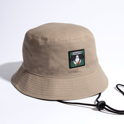 Muminu bēša bucket cepure ar džungļu rakstu, skats no sāna.